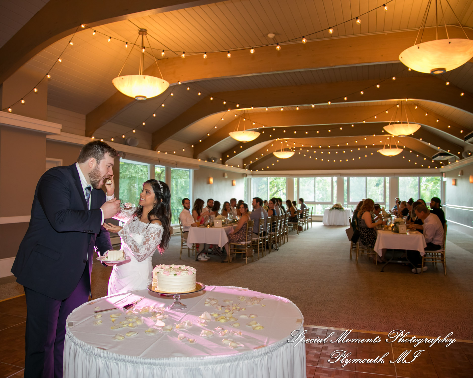 Taniya & Eddie at Ann Arbor City Club Ann Arbor MI wedding photography