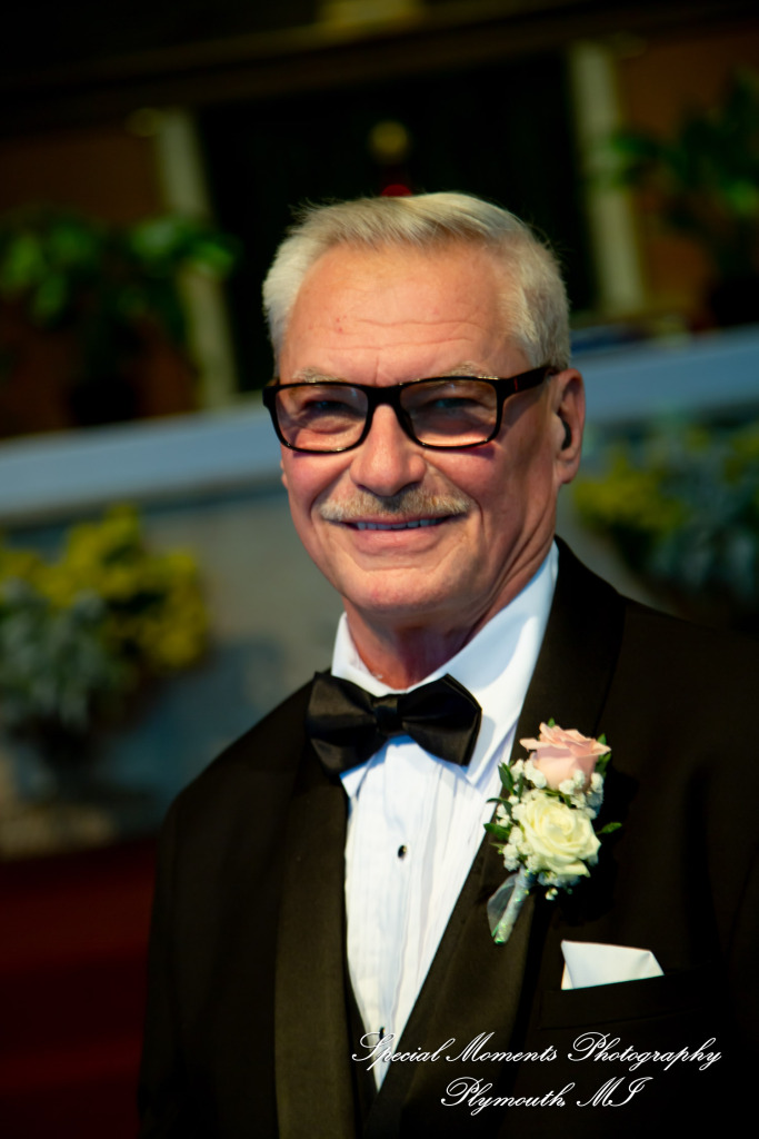 Annette & Mark at St. Valentine Redford MI wedding photograph