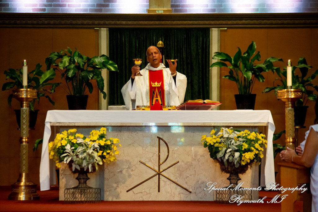 Annette & Mark at St. Valentine Redford MI wedding photograph