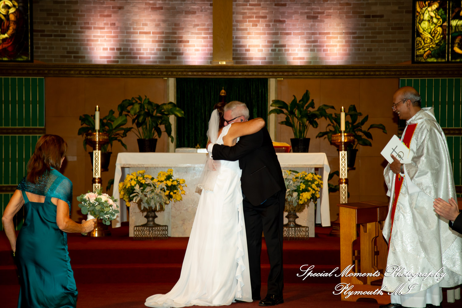 Annette & Mark at St. Valentine Redford MI wedding photograph
