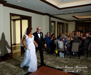 Annette & Mark at Western Golf & Country Club Redford MI wedding photograph