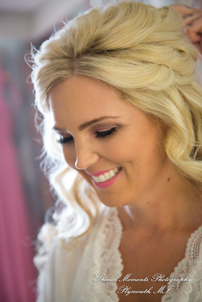 Kristin & Matthew at Embassy Suites by Hilton Livonia MI wedding photograph