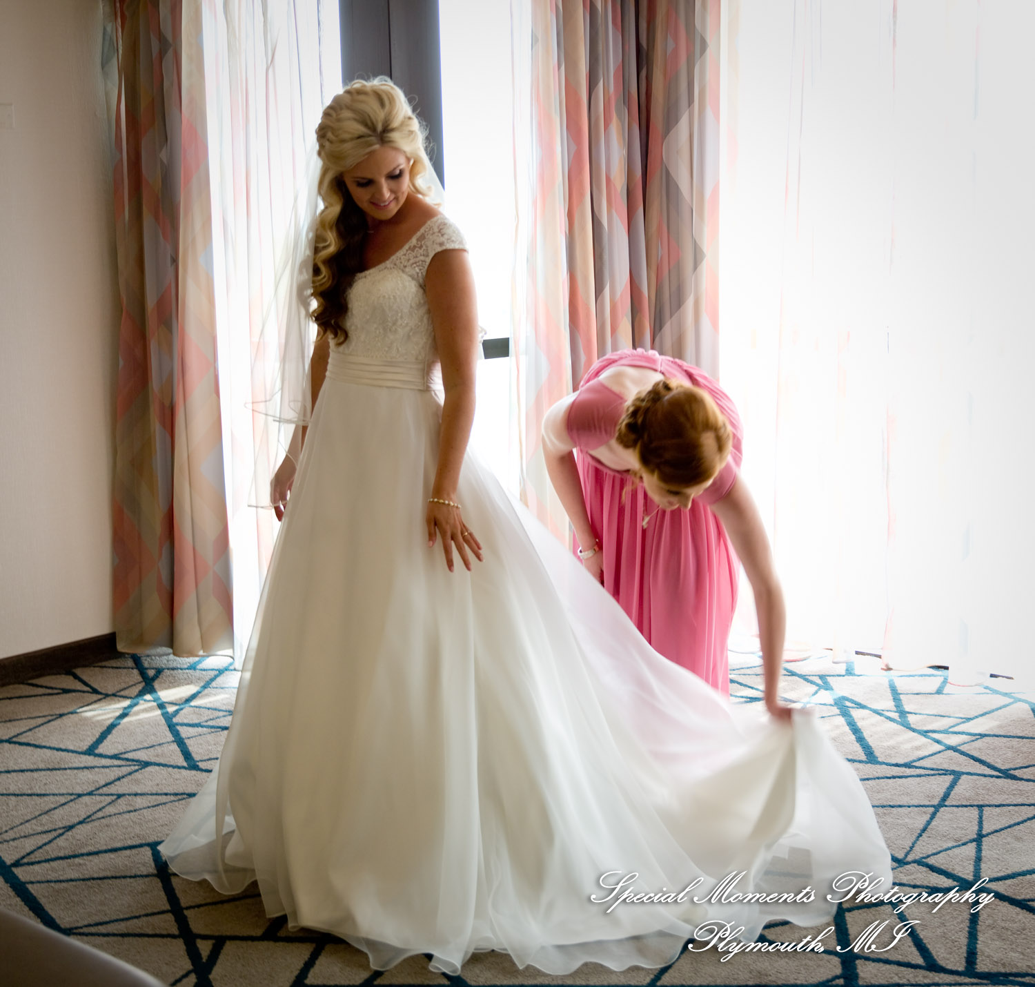Kristin & Matthew at Embassy Suites by Hilton Livonia MI wedding photograph