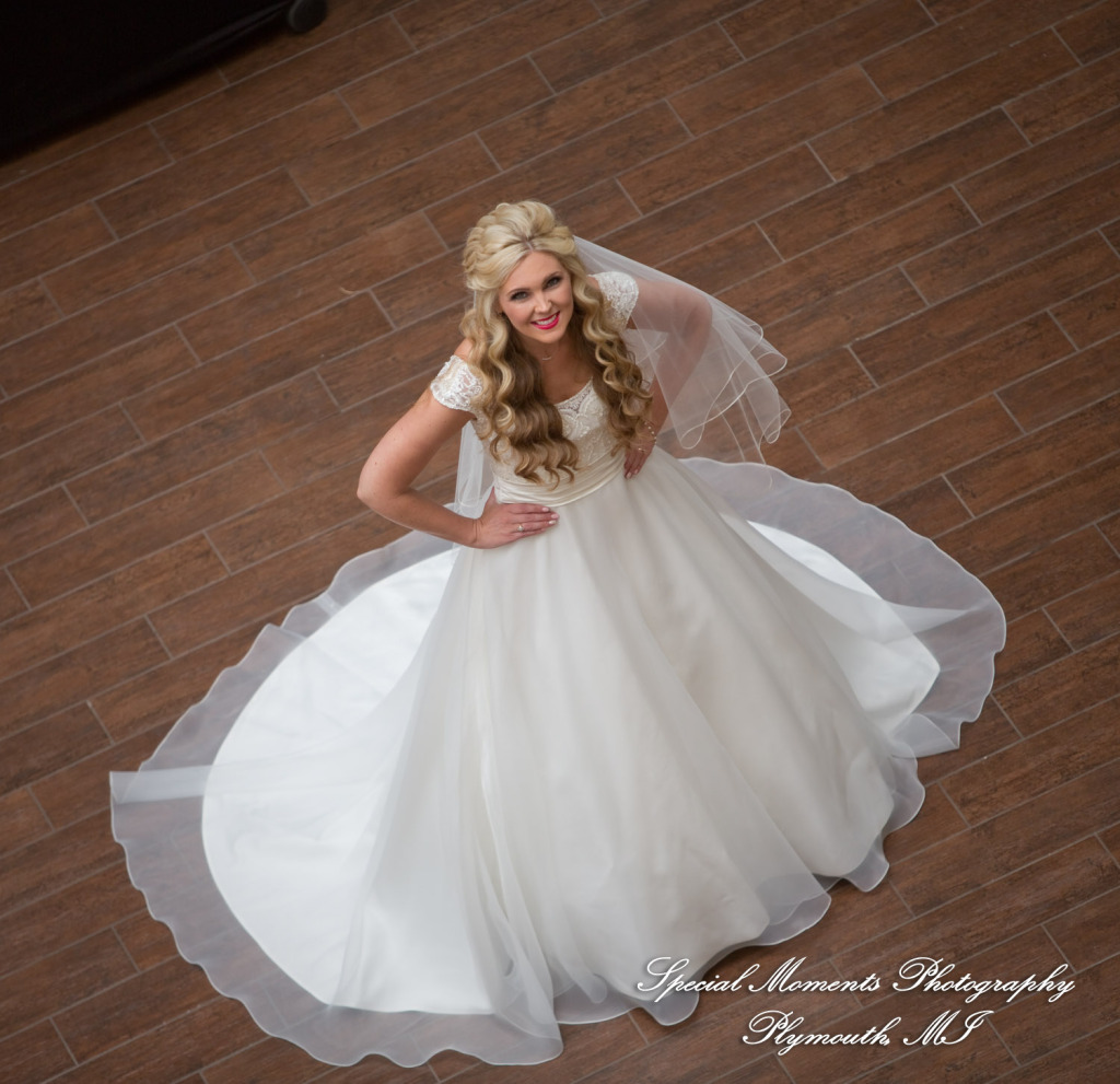 Kristin & Matthew at Embassy Suites by Hilton Livonia MI wedding photograph