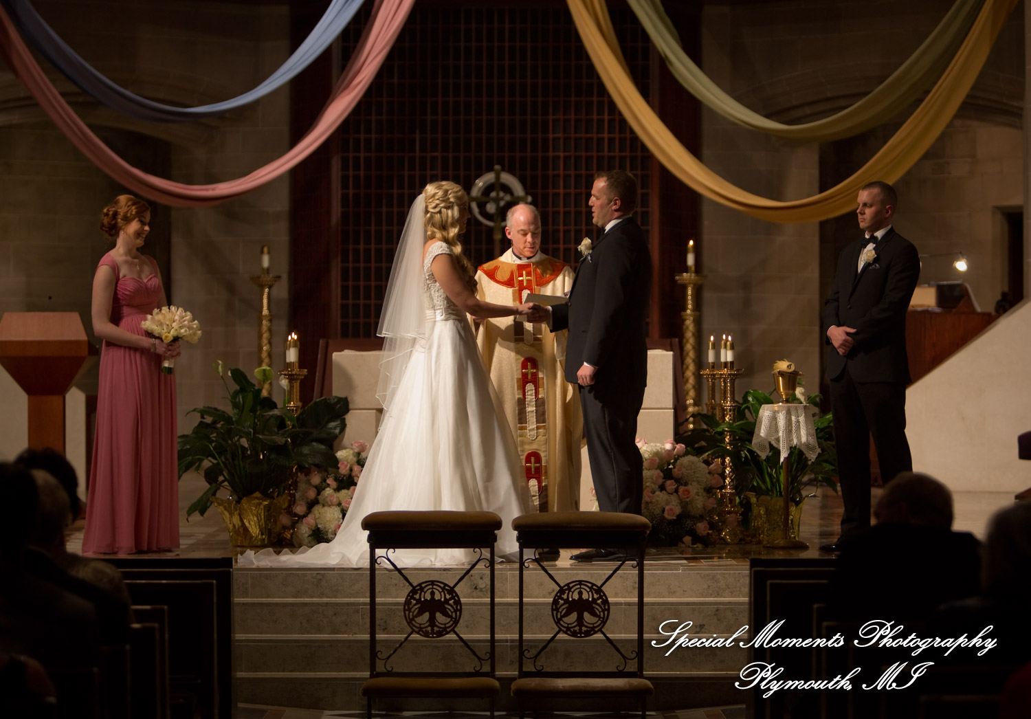 Kristin & Matthew at Blessed Sacrament Cathedral Detroit MI wedding photograph