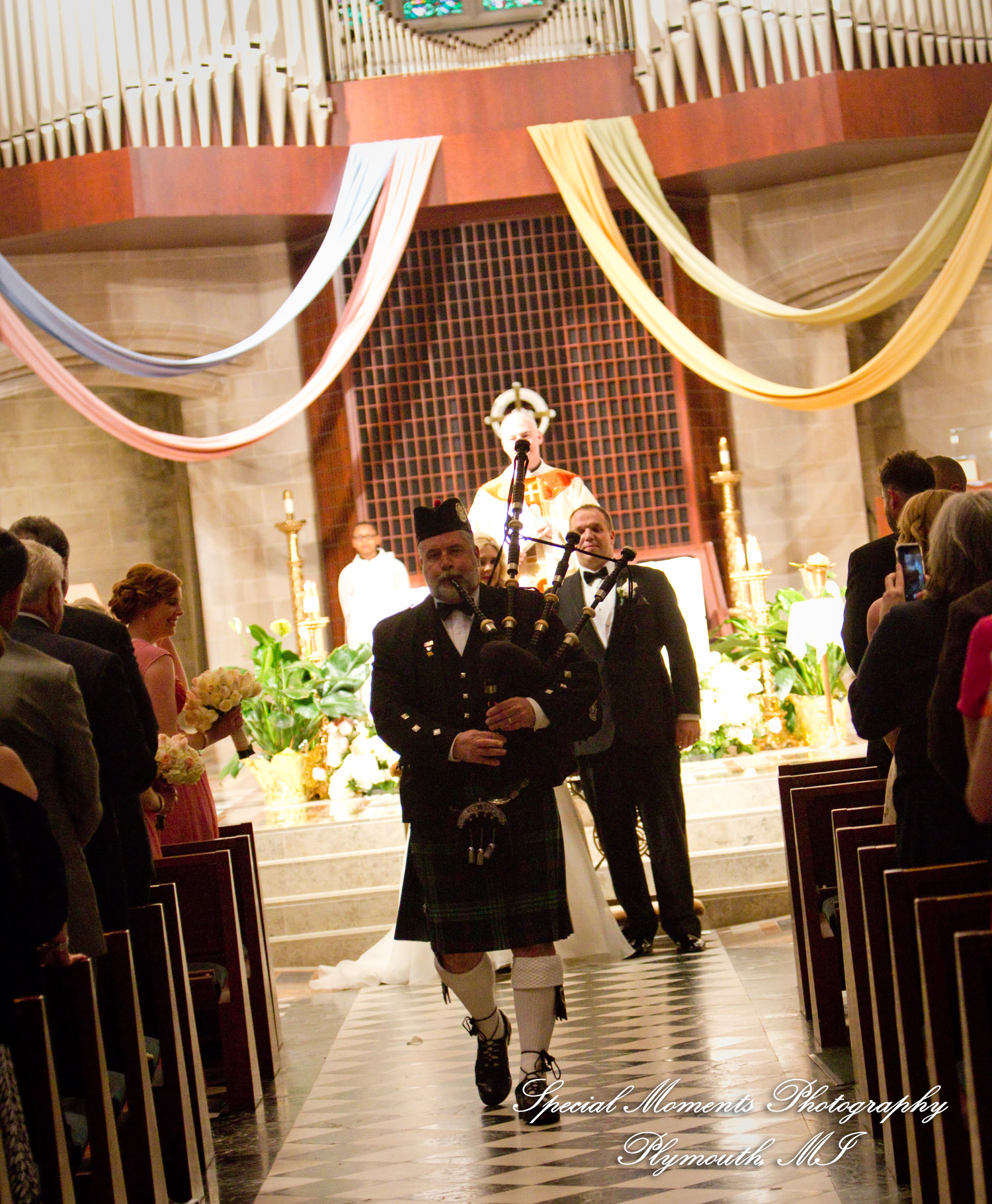 Kristin & Matthew at Blessed Sacrament Cathedral Detroit MI wedding photograph