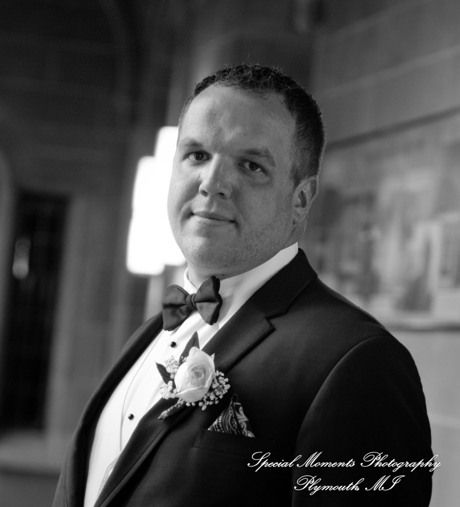 Kristin & Matthew at Blessed Sacrament Cathedral Detroit MI wedding photograph