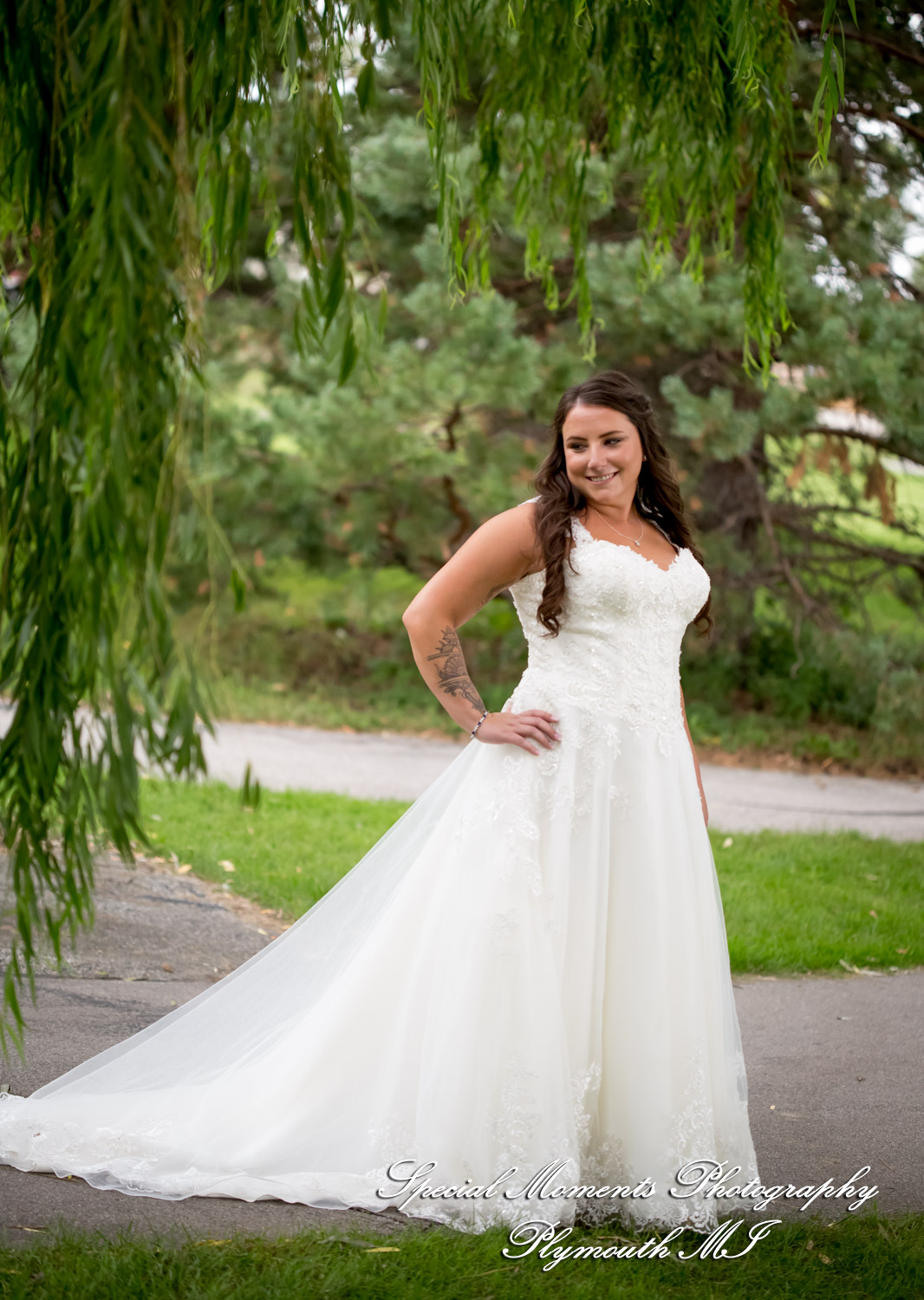 Ariana & Jeffrey DoubleTree Hilton Hotel Bay City MI wedding photography