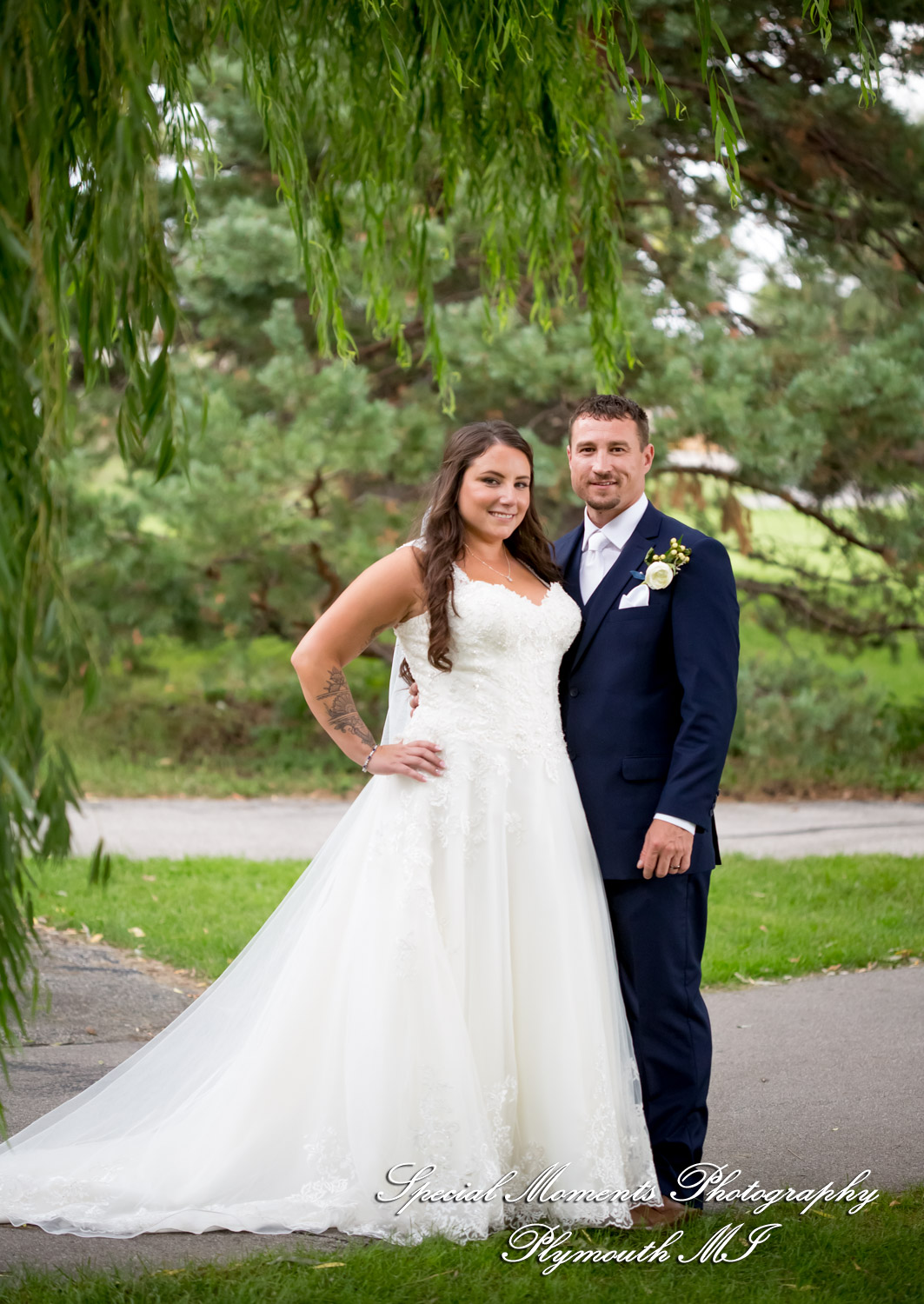 Ariana & Jeffrey DoubleTree Hilton Hotel Bay City MI wedding photography