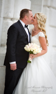 Kristin & Matthew at Detroit Institute of Arts Detroit MI wedding photograph