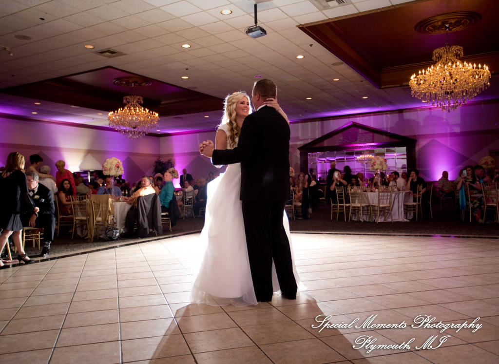 Kristin & Matthew at St. Mary Cultural Center Livonia MI wedding photograph