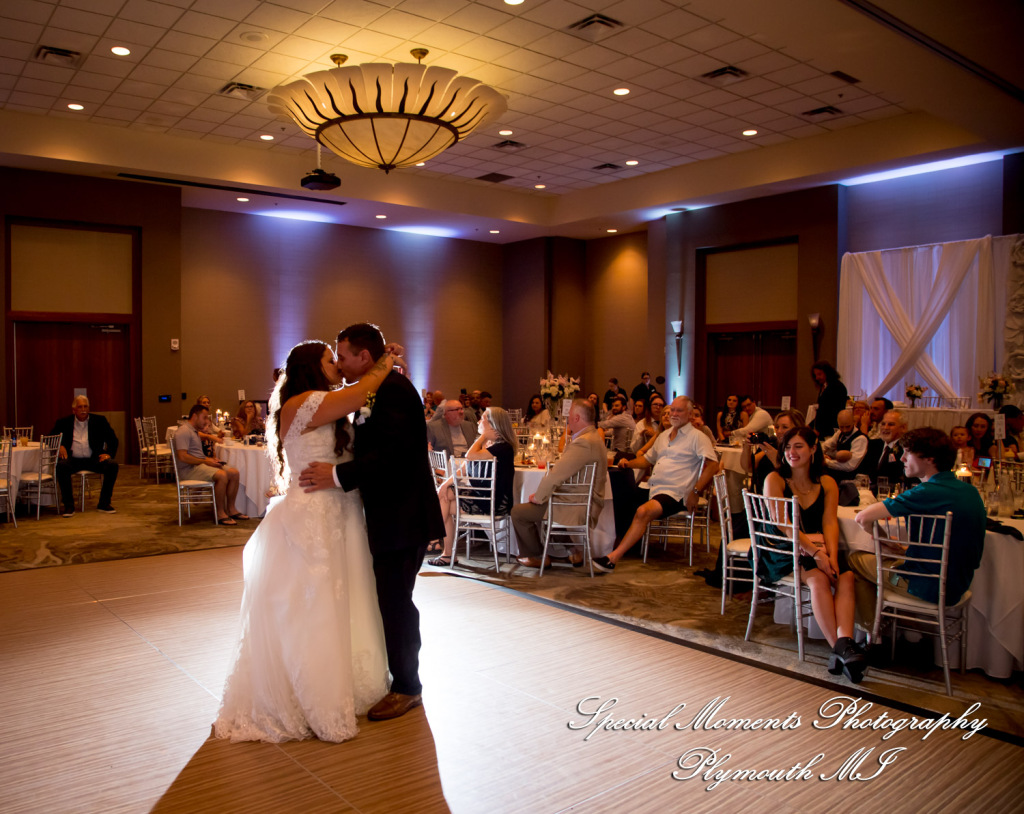 Ariana & Jeffrey DoubleTree Hilton Hotel Bay City MI wedding photography