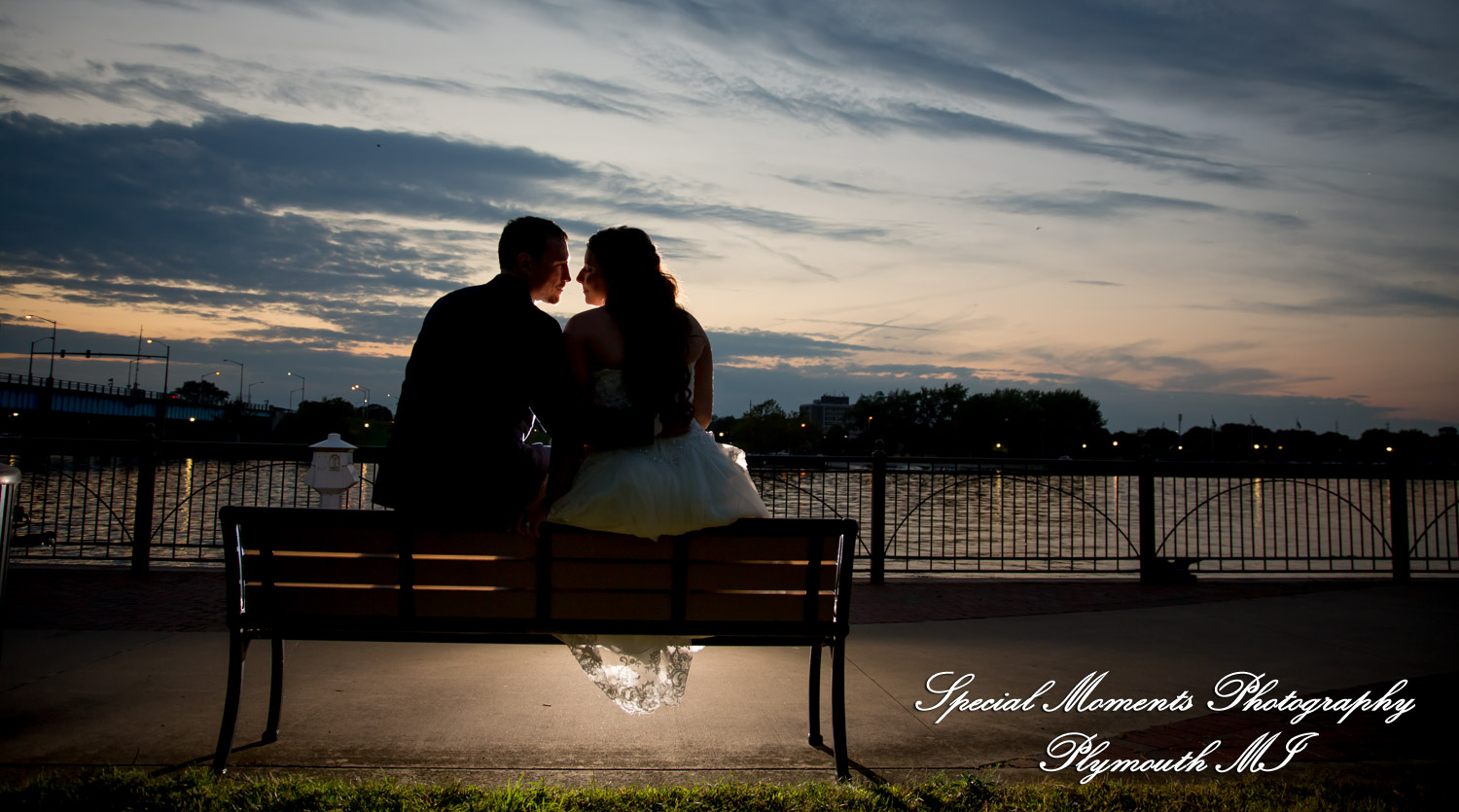 Ariana & Jeffrey DoubleTree Hilton Hotel Bay City MI wedding photography