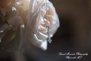 Amy & Alexander at Crosspointe Christian Church Grosse Pointe Woods MI wedding photograph