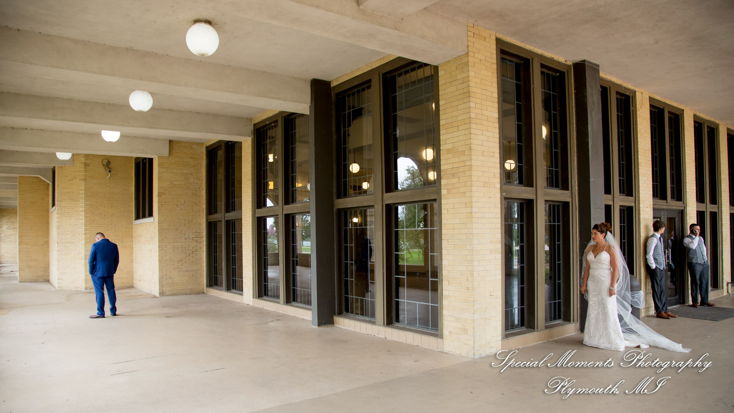 Jennette & Colby at Belle Isle Casino Detroit MI wedding photograph