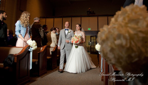 Amy & Alexander at Crosspointe Christian Church Grosse Pointe Woods MI wedding photograph
