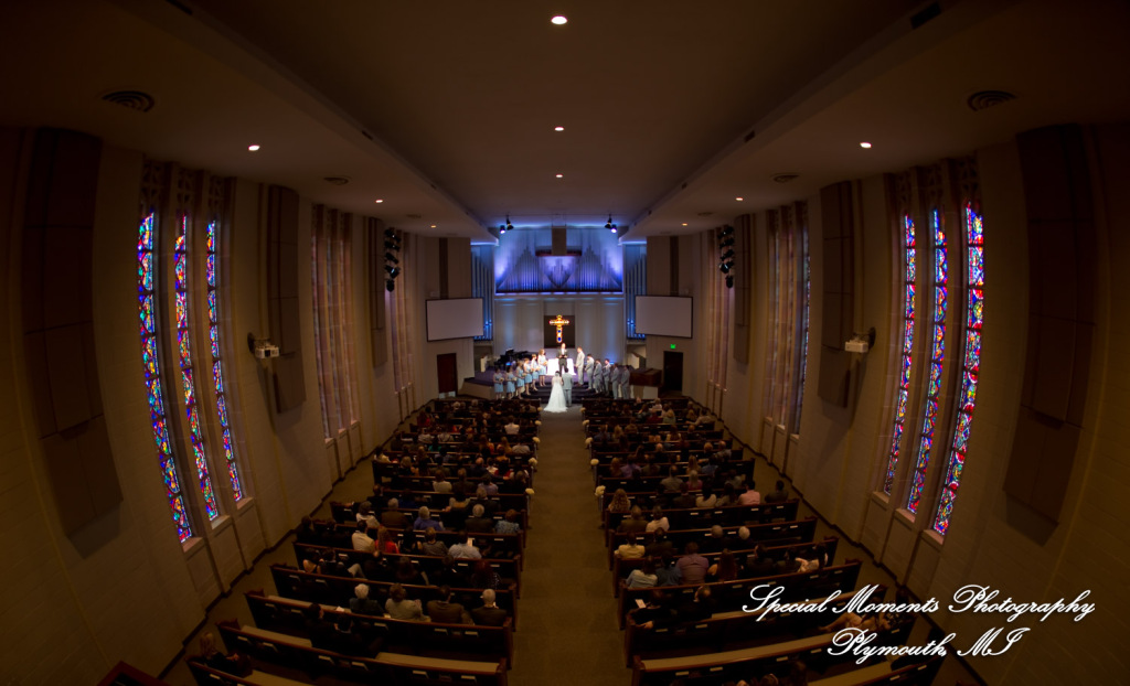 Amy & Alexander at Crosspointe Christian Church Grosse Pointe Woods MI wedding photograph
