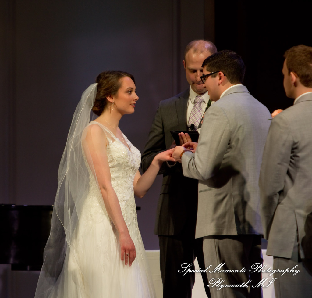 Amy & Alexander at Crosspointe Christian Church Grosse Pointe Woods MI wedding photograph