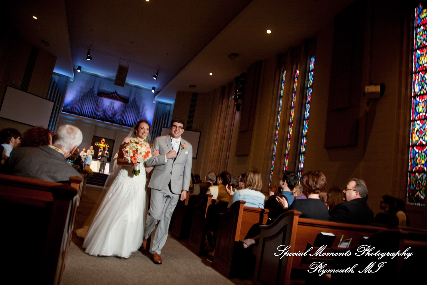 Amy & Alexander at Crosspointe Christian Church Grosse Pointe Woods MI wedding photograph