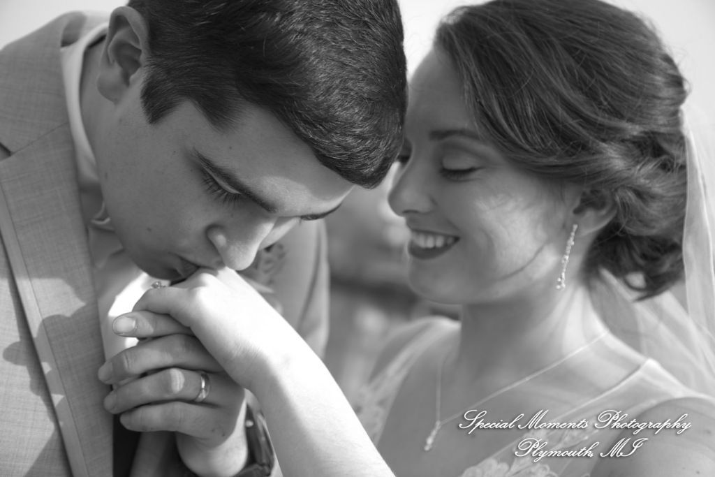 Amy & Alexander at Blossom Heath Inn St. Clair Shores MI wedding photograph