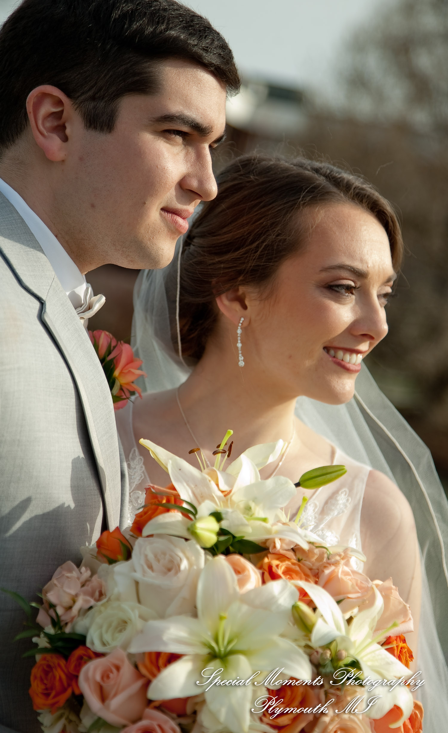 Amy & Alexander at Blossom Heath Inn St. Clair Shores MI wedding photograph