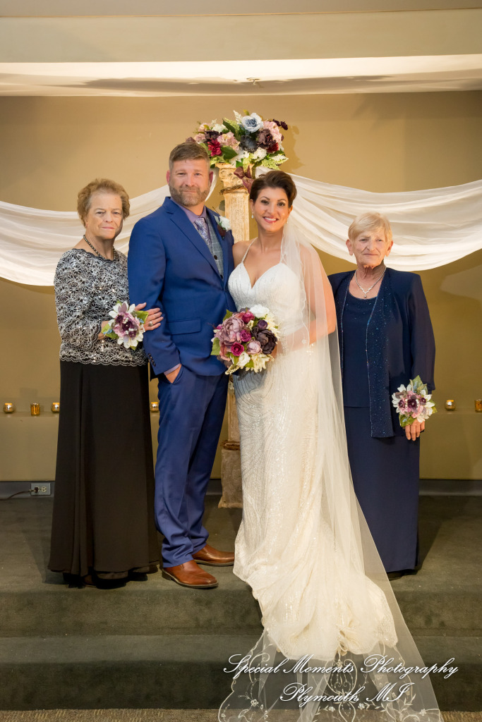 Jennette & Colby at Detroit Historical Museum Detroit MI wedding photograph