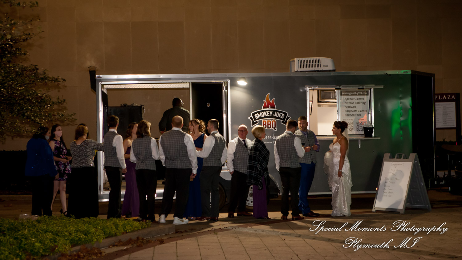 Jennette & Colby at Detroit Historical Museum Detroit MI wedding photograph
