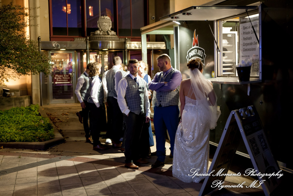 Jennette & Colby at Detroit Historical Museum Detroit MI wedding photograph