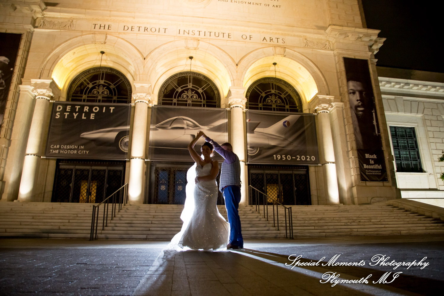 Jennette & Colby at Detroit Historical Museum Detroit MI wedding photograph