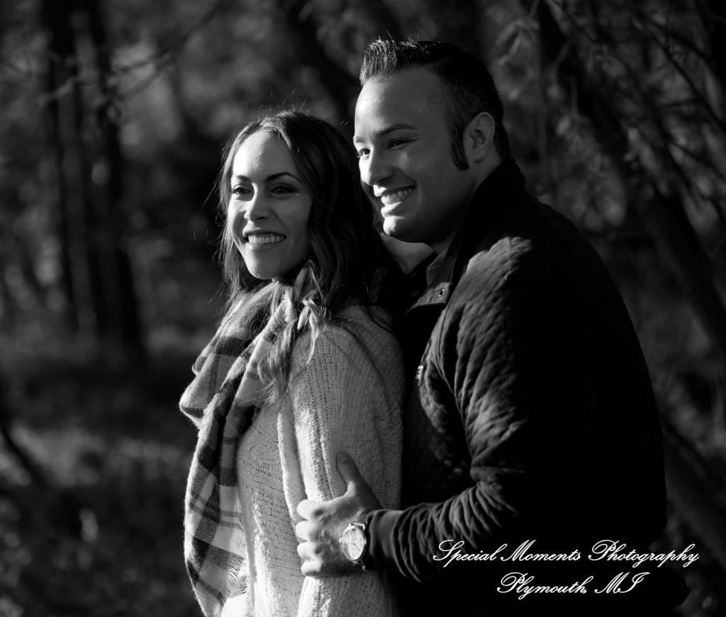 Eric & Melissa at Kensington Metropark Milford MI engagement photography