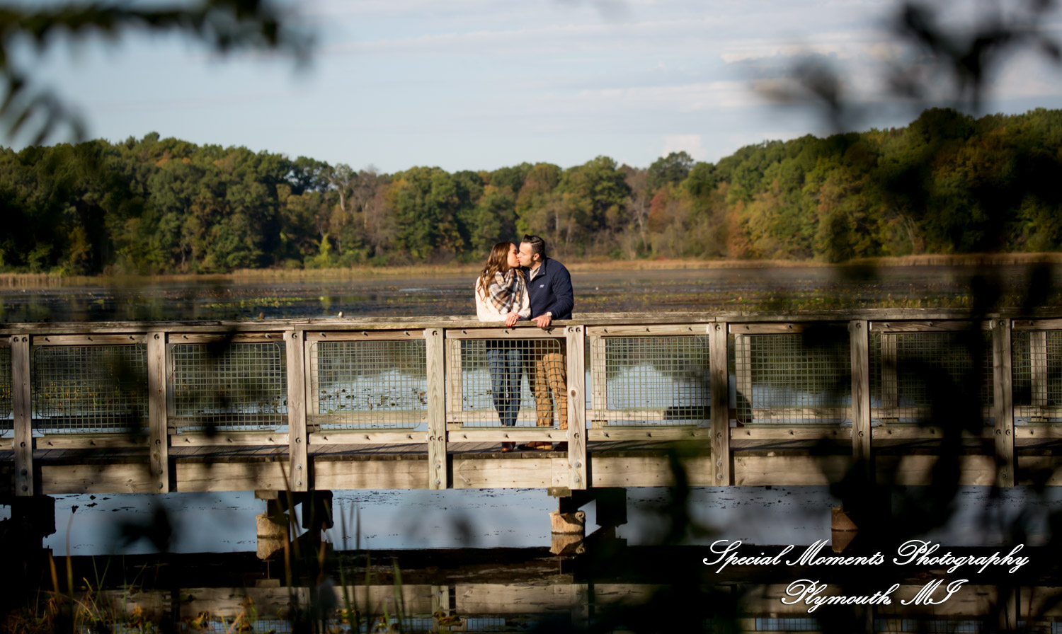 Eric & Melissa at Kensington Metropark Milford MI engagement photography