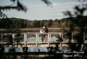 Eric & Melissa at Kensington Metropark Milford MI engagement photography