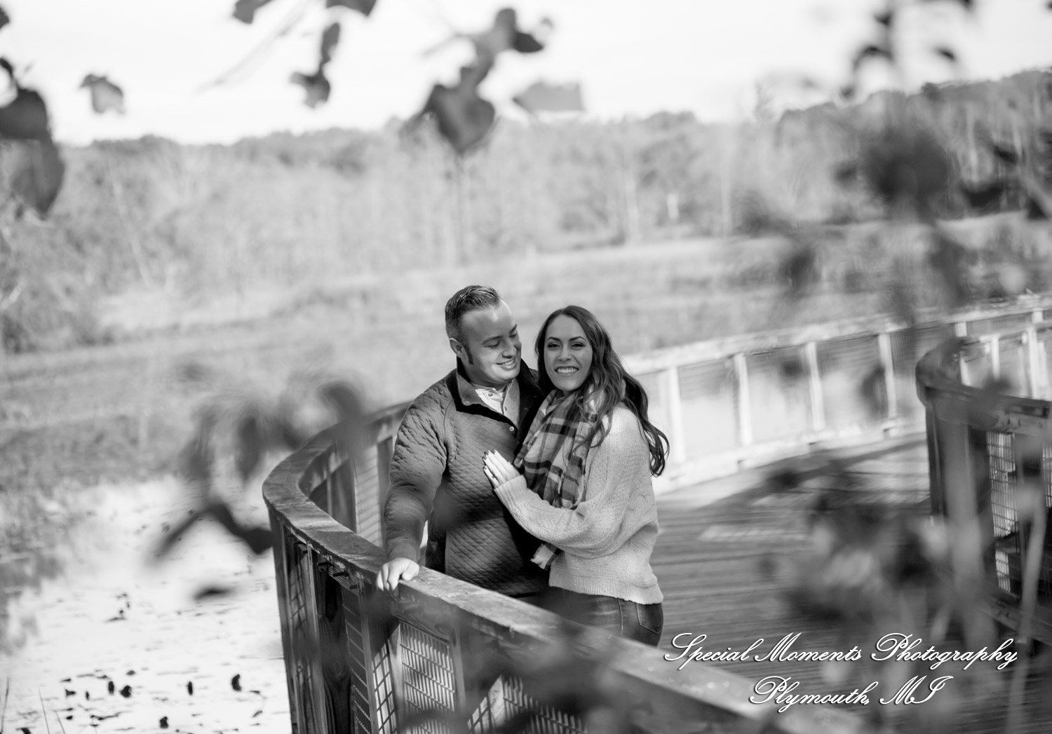 Eric & Melissa at Kensington Metropark Milford MI engagement photography