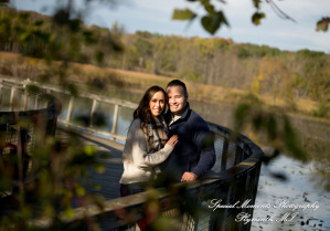 Eric & Melissa at Kensington Metropark Milford MI engagement photography