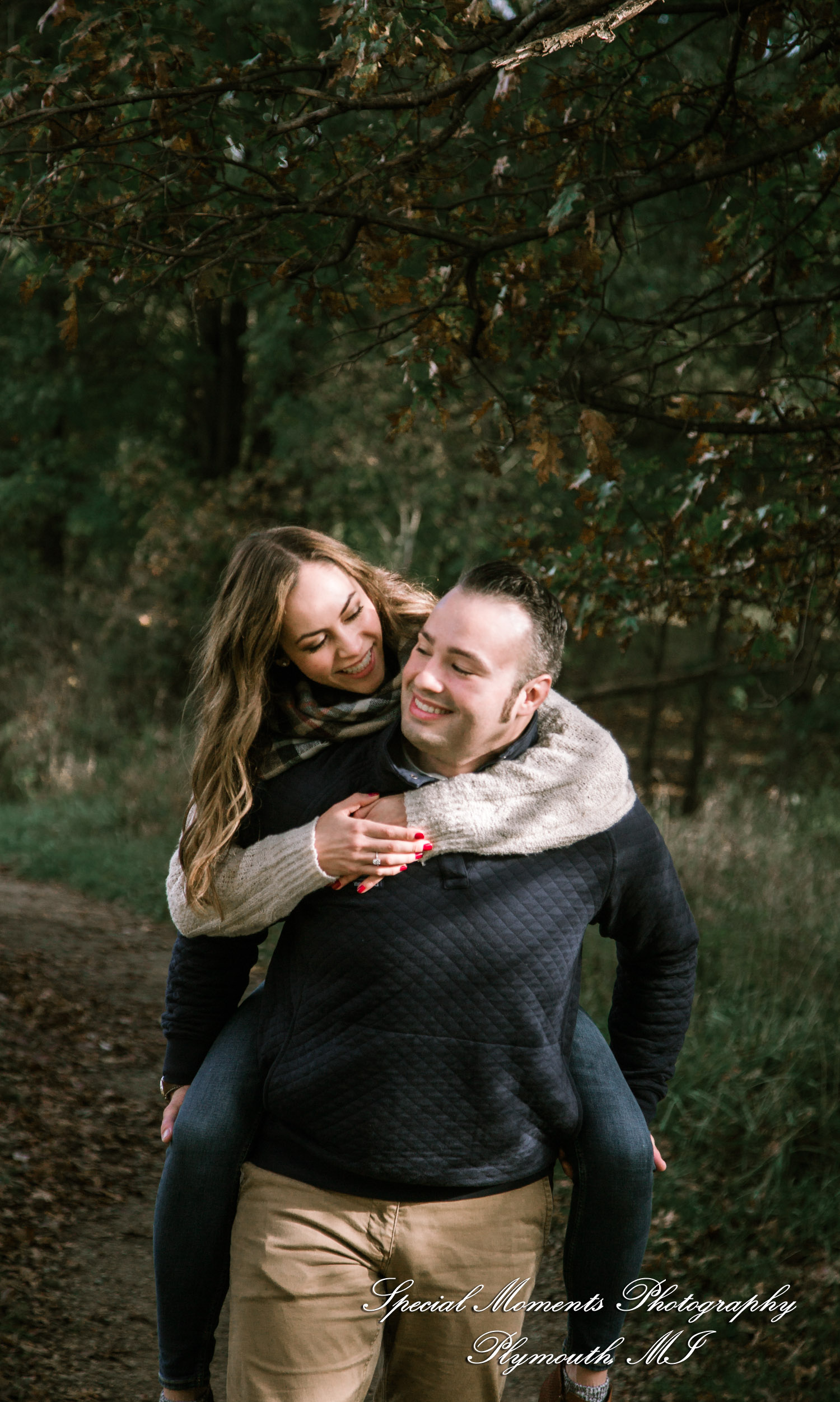 Eric & Melissa at Kensington Metropark Milford MI engagement photography