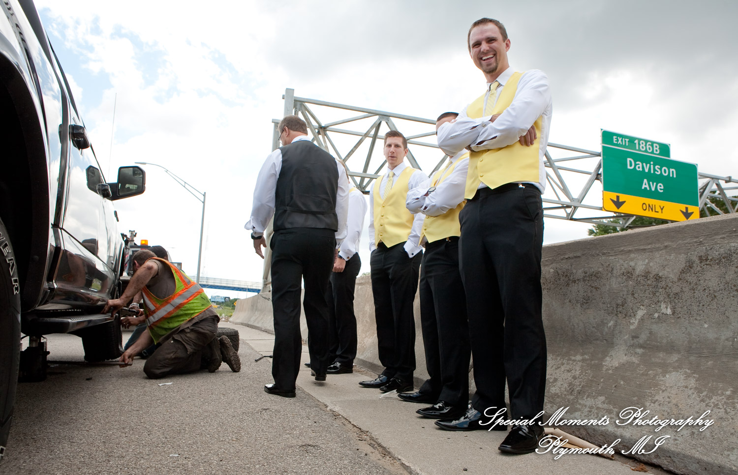 Kelly & Ryan at Blessed Sacrament Cathedral Detroit MI wedding photograph