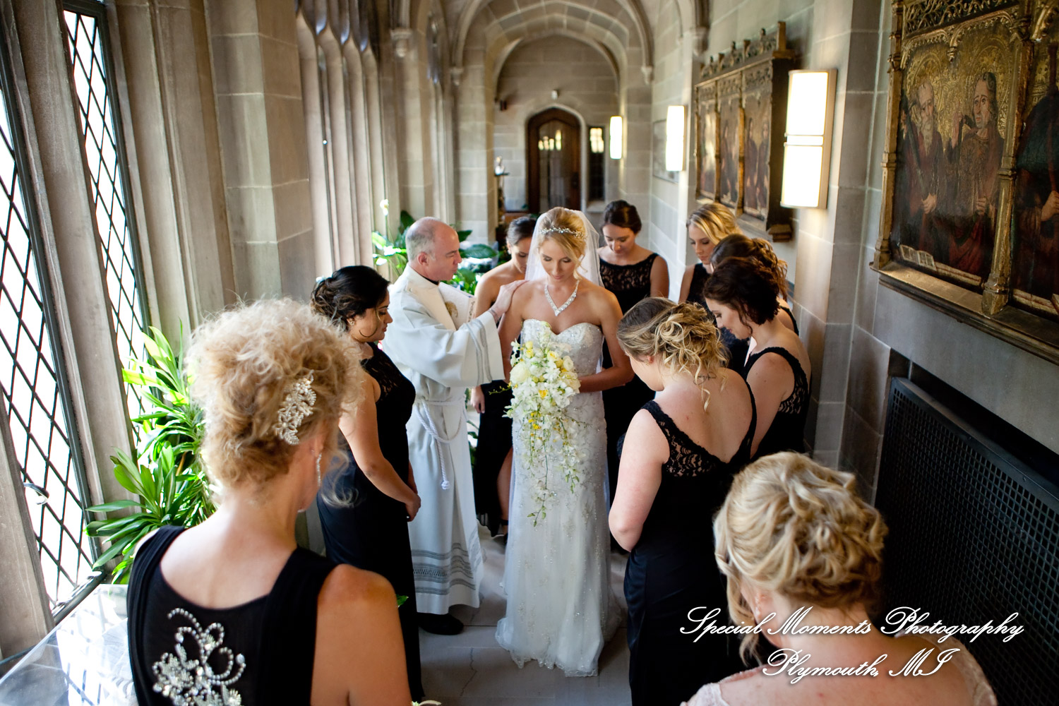 Kelly & Ryan at Blessed Sacrament Cathedral Detroit MI wedding photograph