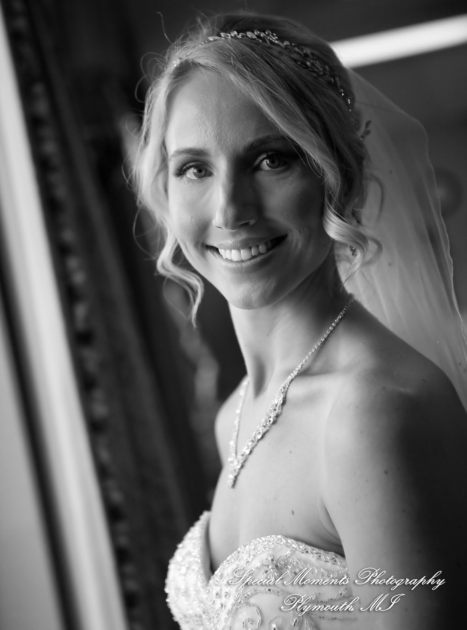 Kelly & Ryan at Blessed Sacrament Cathedral Detroit MI wedding photograph