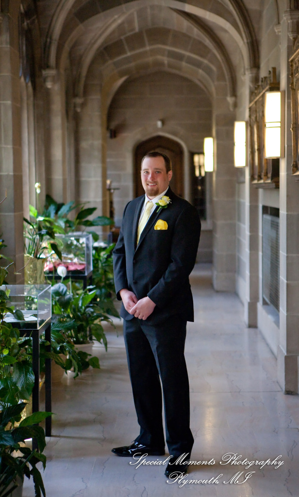 Kelly & Ryan at Blessed Sacrament Cathedral Detroit MI wedding photograph