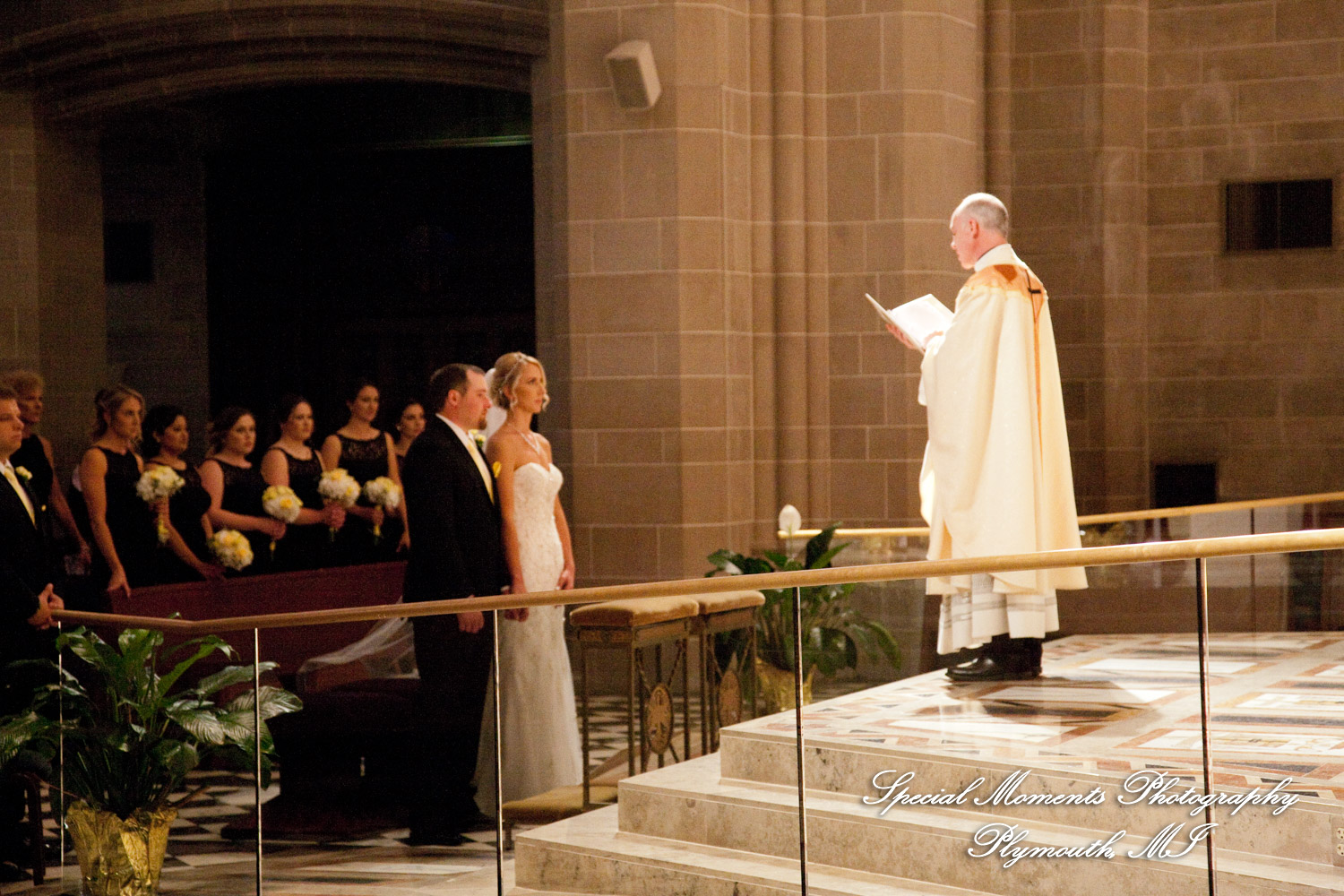 Kelly & Ryan at Blessed Sacrament Cathedral Detroit MI wedding photograph