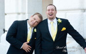 Kelly & Ryan at DIA Detroit MI wedding photograph