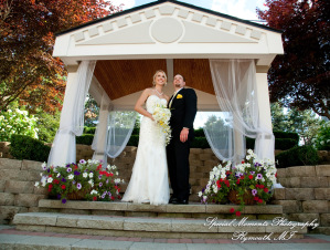 Kelly & Ryan at Italian American Club Livonia MI wedding photograph