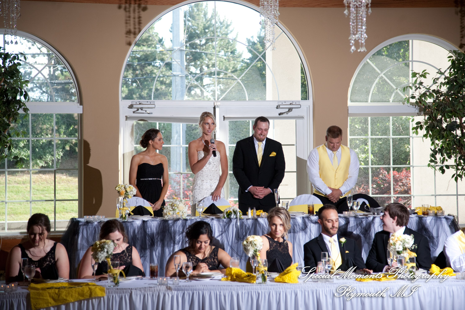 Kelly & Ryan at Italian American Club Livonia MI wedding photograph