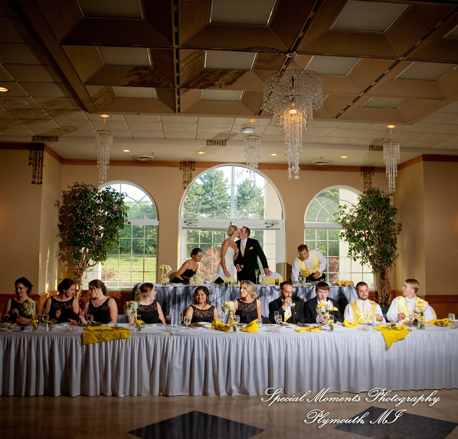 Kelly & Ryan at Italian American Club Livonia MI wedding photograph