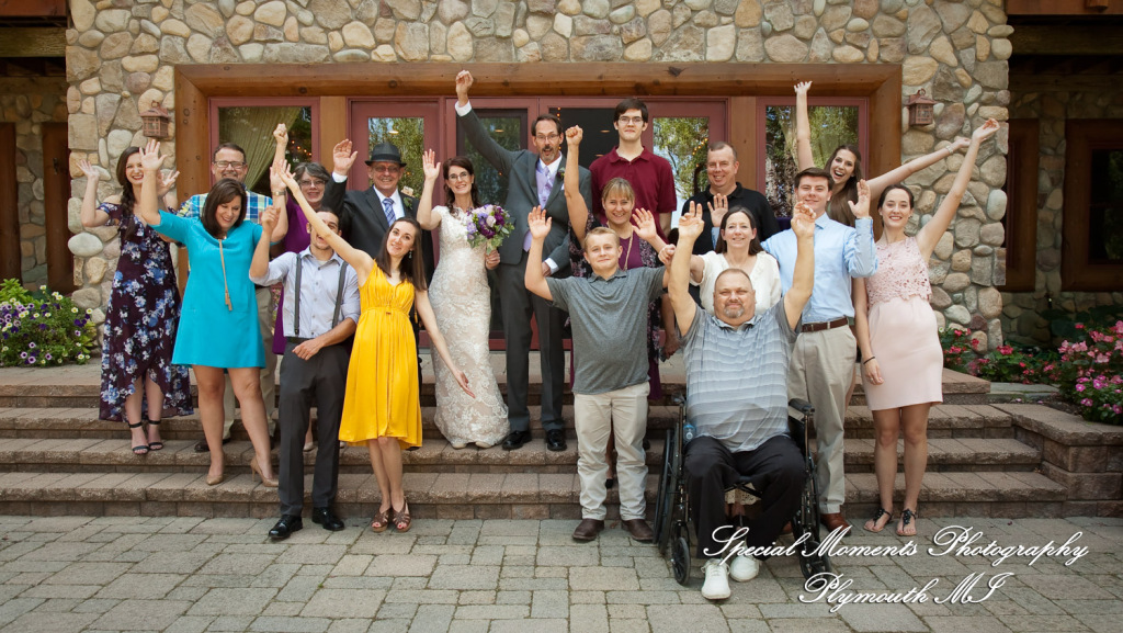 Kim & Steve at Strawberry Lake Lodge Pinckney MI wedding photography