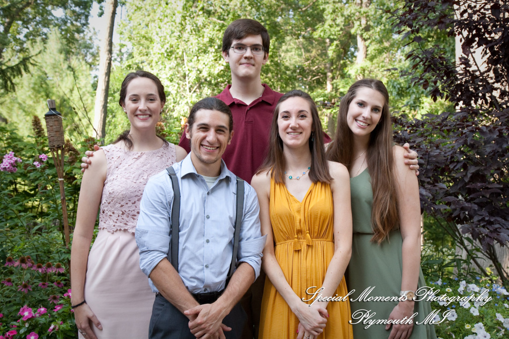 Kim & Steve at Strawberry Lake Lodge Pinckney MI wedding photography