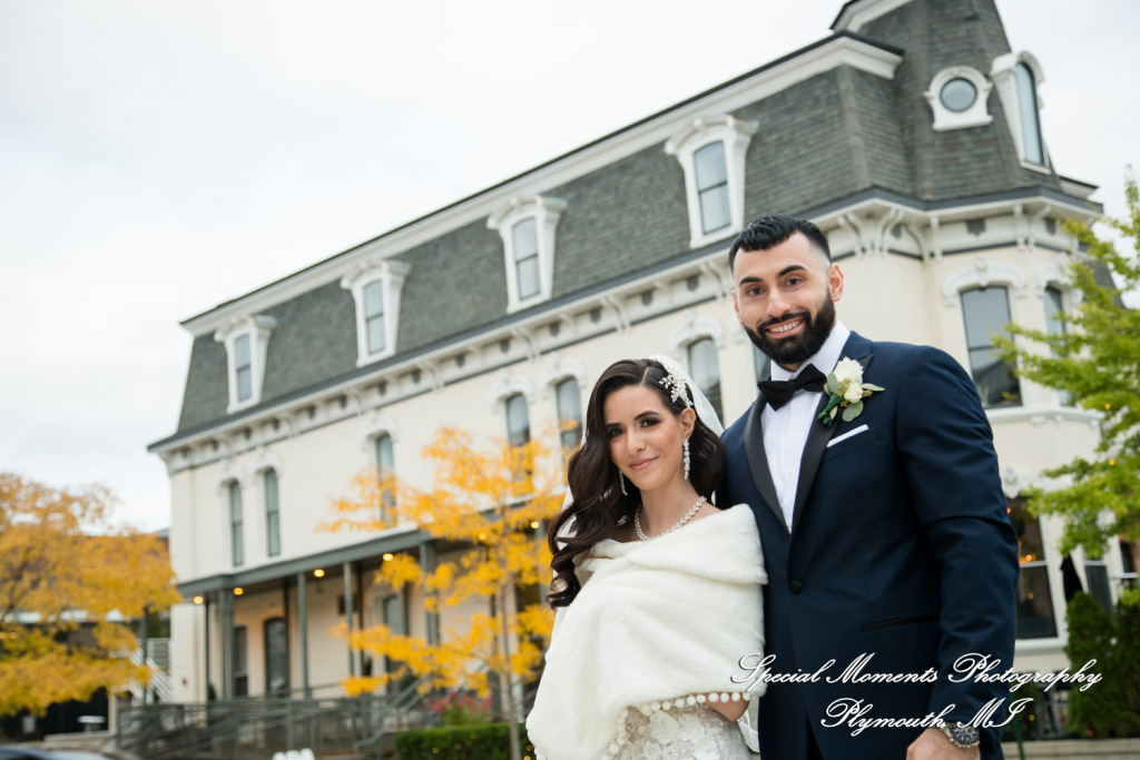 Rosanna & Layoun at Eddie Merlot Bloomfield Hills MI wedding photograph