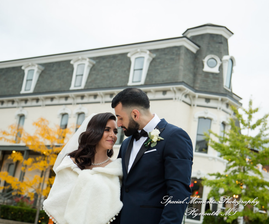 Rosanna & Layoun at Eddie Merlot Bloomfield Hills MI wedding photograph