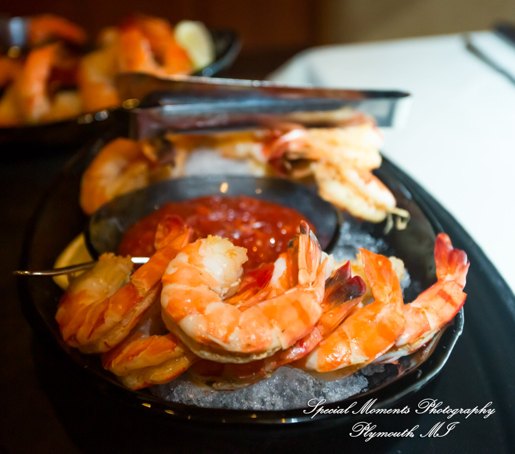 Rosanna & Layoun at Eddie Merlot Bloomfield Hills MI wedding photograph