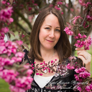 Jennifer G. wedding photographer Head Shot